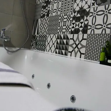 Evmelia Apartment *