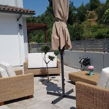 Evmelia Apartment *