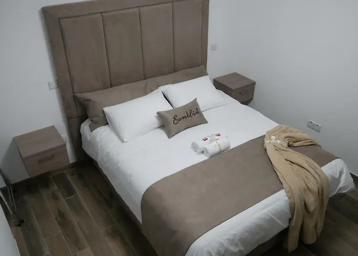 Evmelia Apartamento *